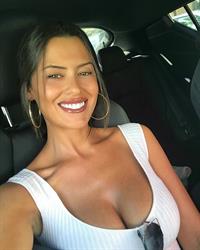 Eva Padlock taking a selfie