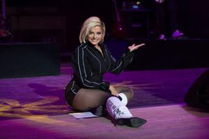 Bebe Rexha sexy on stage.









