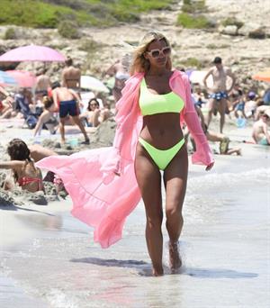 Christine McGuinness in a sexy bikini seen by paparazzi.








