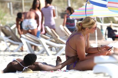 Paola Egonu Bikini Pictures Paola Egonu caught topless at the beach with her nude boobs exposed seen by paparazzi with Francesca Piccinini and Jovana Stevanovic.