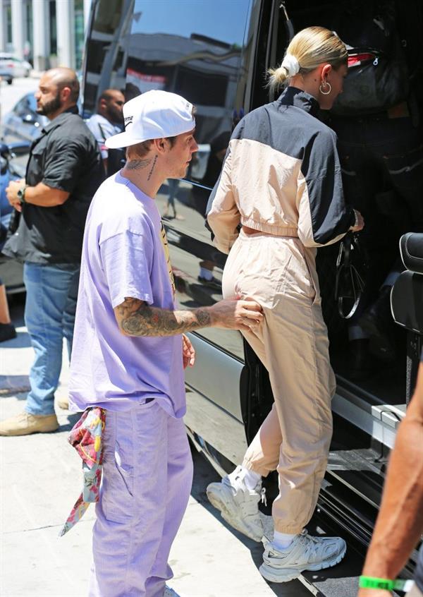 Justin Bieber and Hailey Baldwin getting into their van as he pinches her ass seen by paparazzi.






































