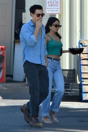 Vanessa Hudgens braless nipples pokies in a green top showing off her tits seen by paparazzi with Austin Butler.


















