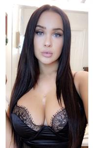 Sarah MacDonald taking a selfie