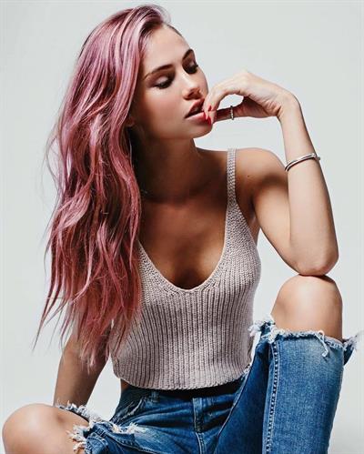 Scarlett Rose Leithold