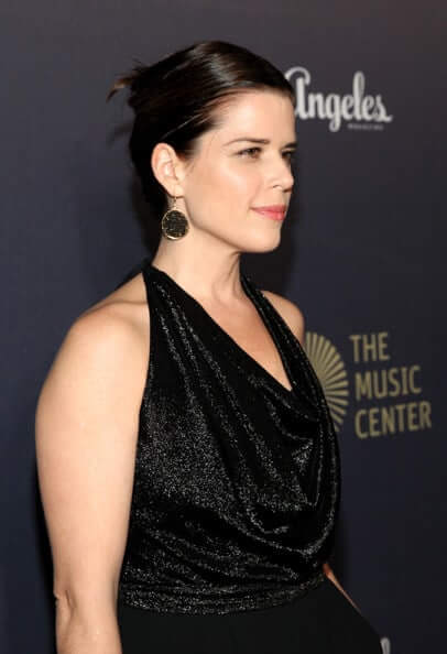 Neve Campbell