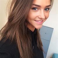 Rachel Cook taking a selfie