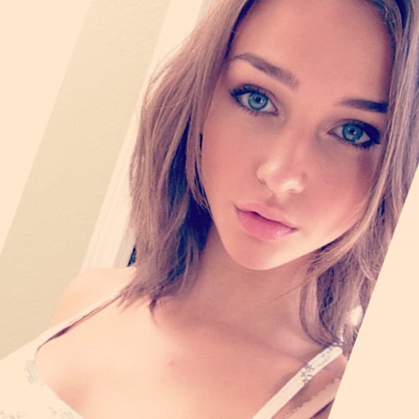 Rachel Cook taking a selfie
