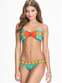 Daniela Lopez in a bikini