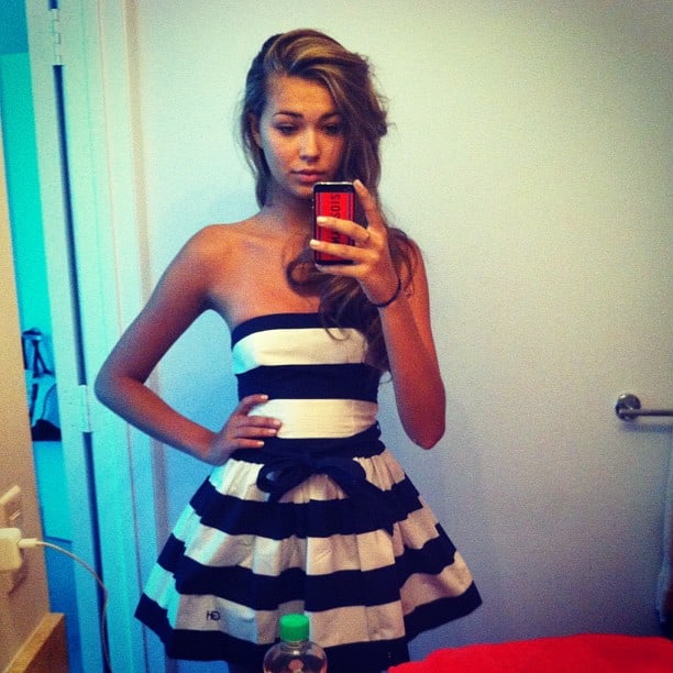 Sandra Kubicka taking a selfie