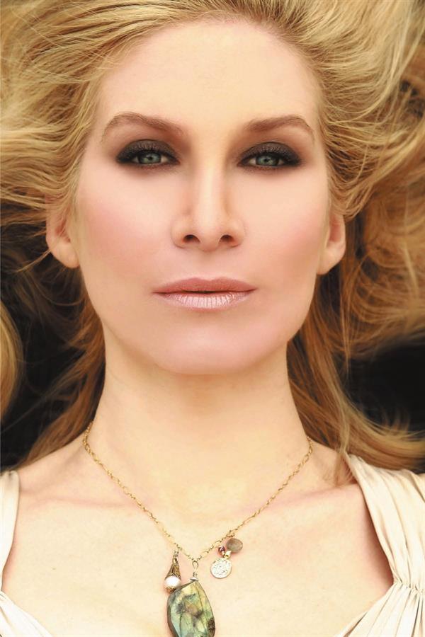 Elizabeth Mitchell