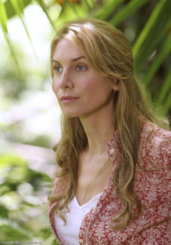 Elizabeth Mitchell