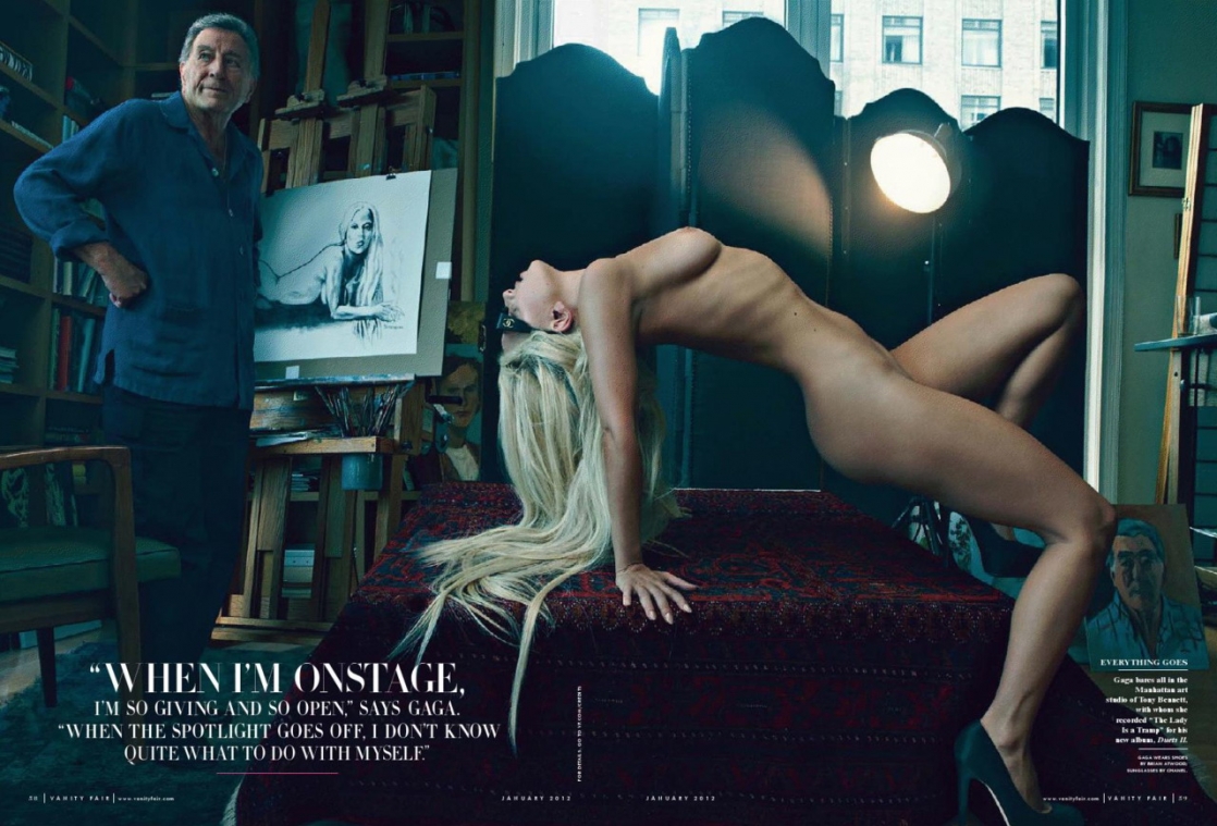 Lady Gaga Nude - 22 Pictures in an Infinite Scroll