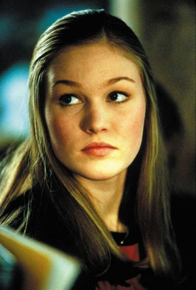 Julia Stiles