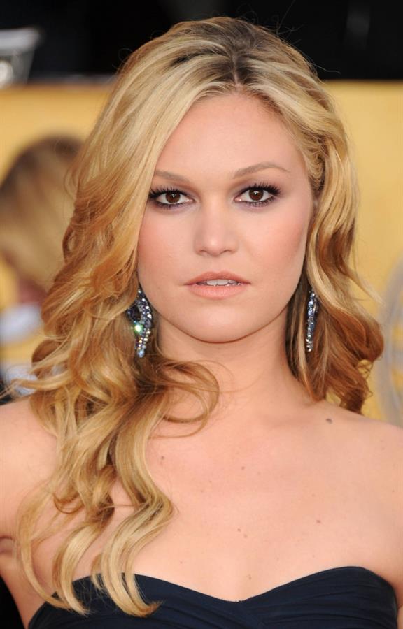 Julia Stiles