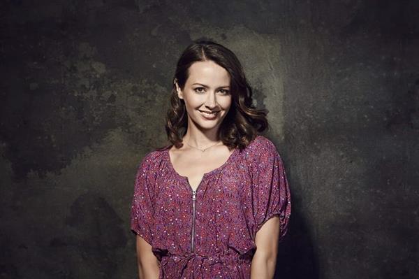 Amy Acker