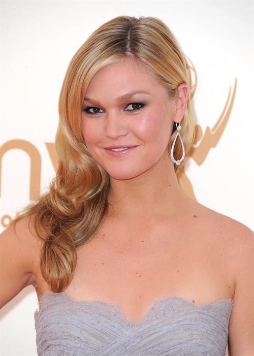 Julia Stiles