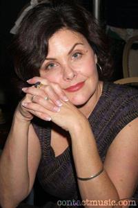 Sherilyn Fenn