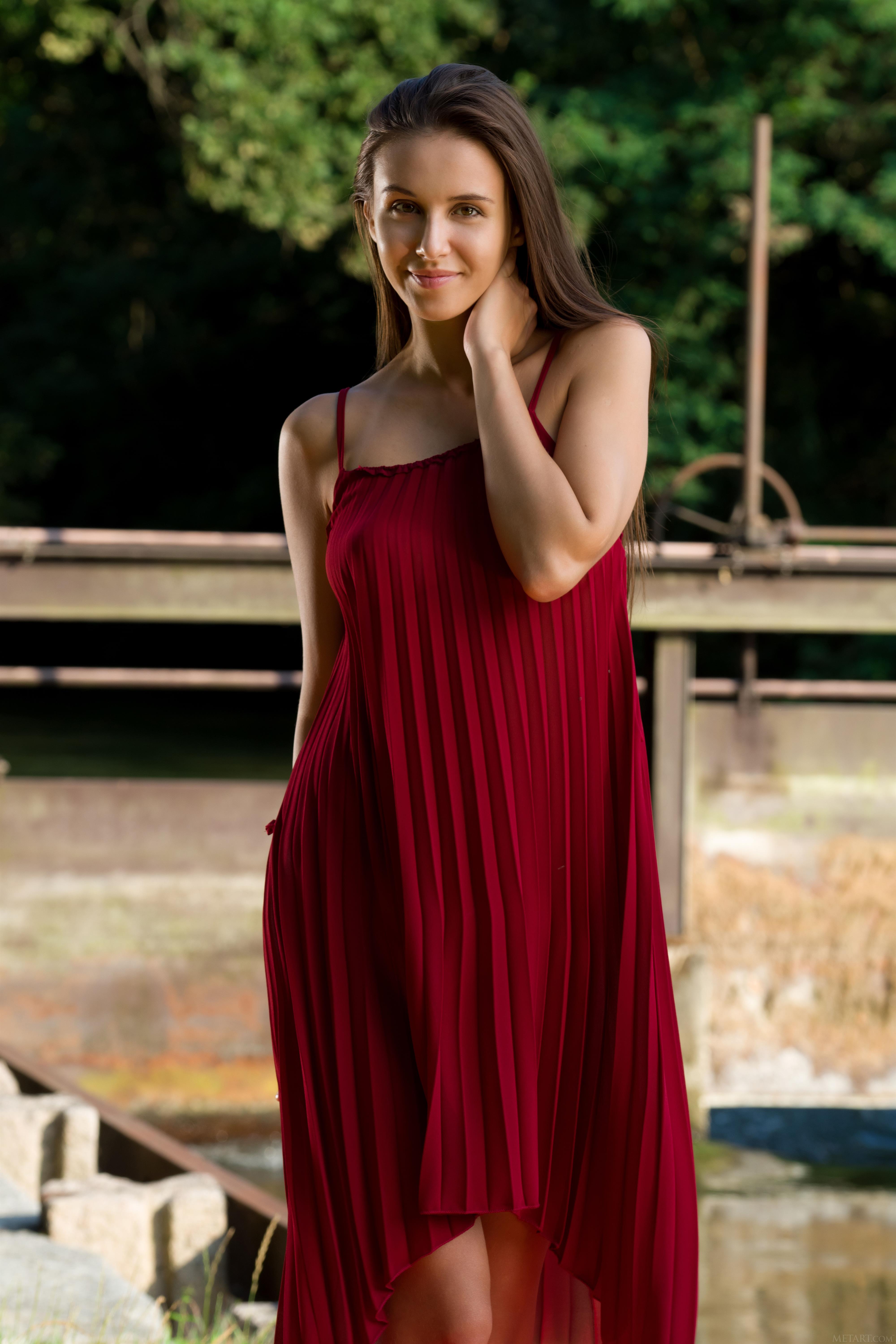 Jessica Albanka Pictures Love
