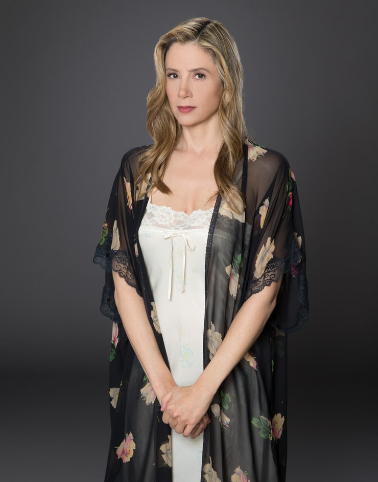 Mira Sorvino