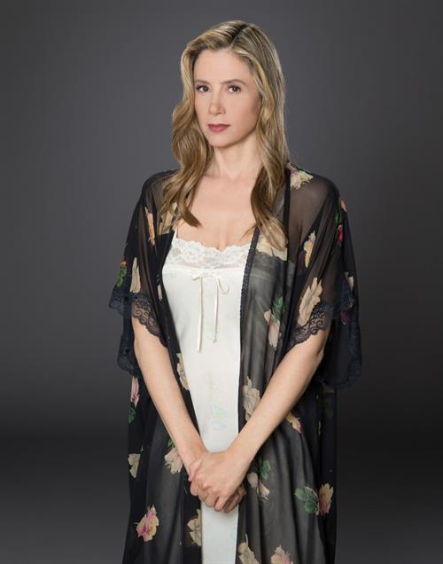 Mira Sorvino