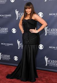 Hillary Scott (Singer)
