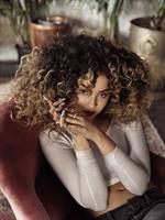 Ella Eyre