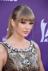 Taylor Swift 48th Annual Academy of Country Music Awards in Las Vegas 4/7/13 