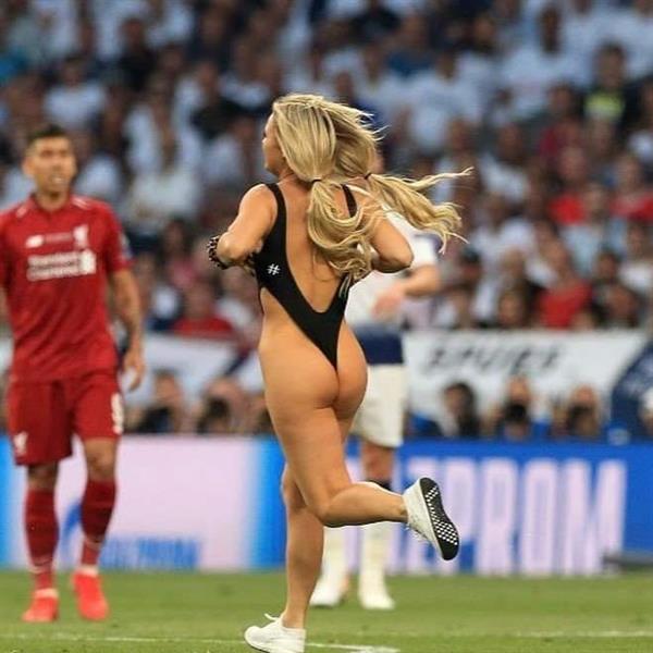 Jun 1, 2019 - Streaker on the Pitch: Champions League Final 2019: Tottenham v Liverpool