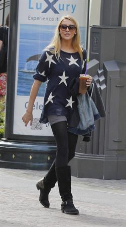 Stephanie Pratt with Robert Buckley in Los Angeles (16.05.2013) 