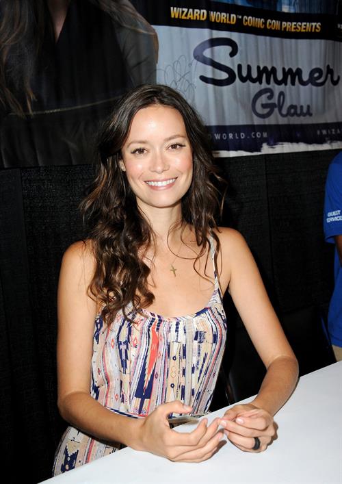 Summer Glau at Wizard World Comic-Con in Chicago (Day 2) - August 10, 2013 