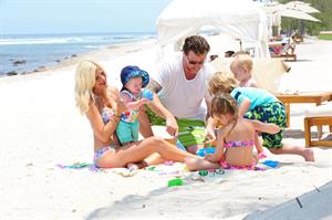Tori Spelling Celebrates her birthday with family at the St Regis Punta Mita Resort in Mexico (May 20, 2013) 