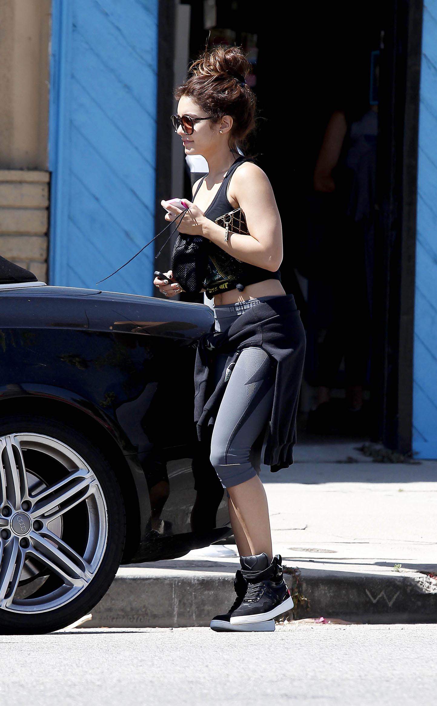 Vanessa Hudgens Spotted after workout in Studio City (May 28, 2013) 