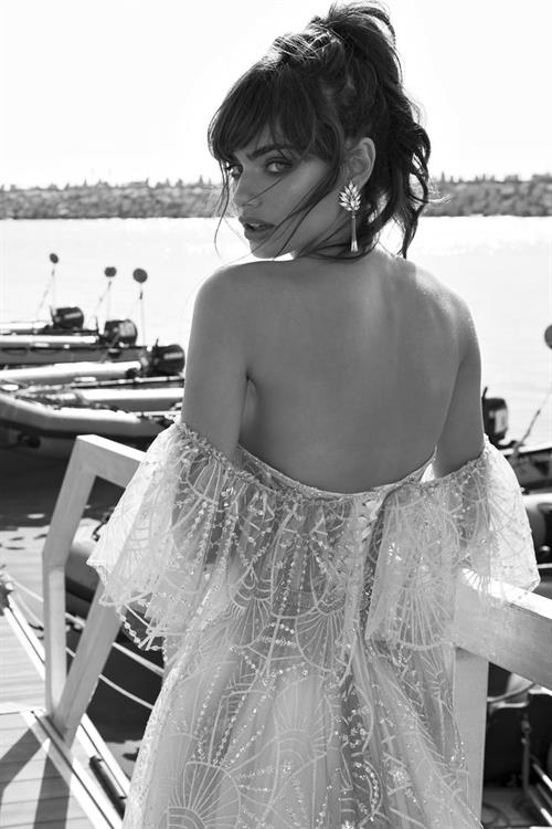 Yael Shelbia Pictures Yael Shelbia