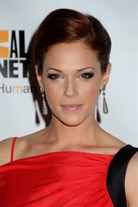 Amanda Righetti