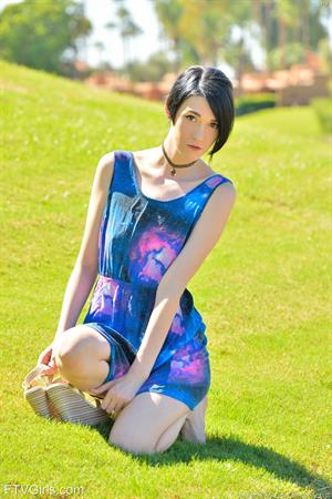 Ivy Nude Pictures Starting In Public