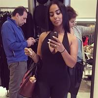 Ayisha Diaz taking a selfie