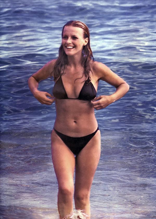 Sexy Cheryl Ladd in Black Bikini