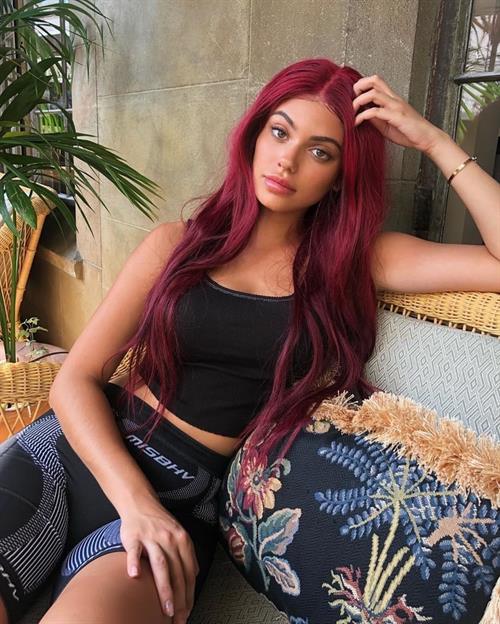 Kelsey Calemine Pictures Kelsey Calemine