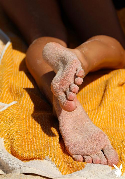 Alina Boyko in the Hot Sun