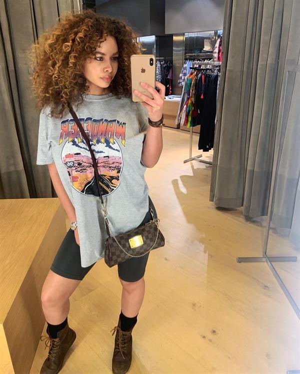 Crystal Westbrooks taking a selfie