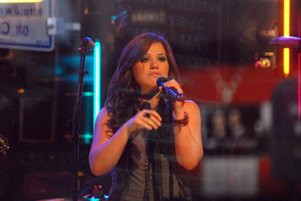 Kelly Clarkson