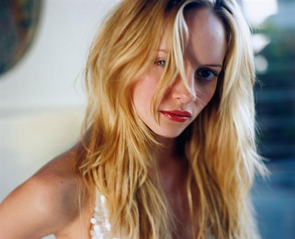 Marley Shelton