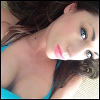 Caitlin Rice taking a selfie