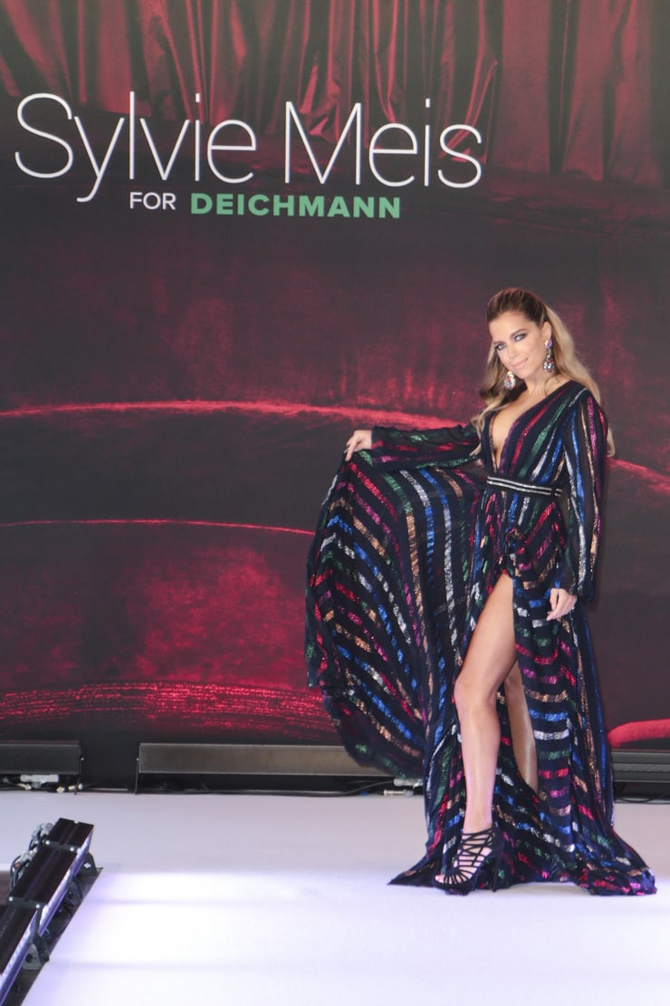 Sylvie van der Vaart