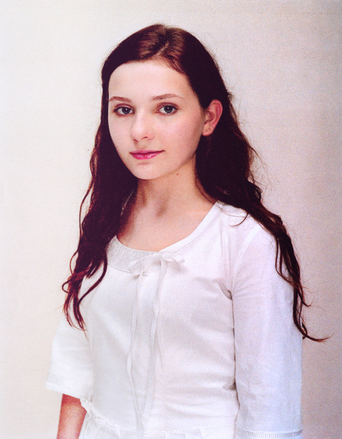 Abigail Breslin Pictures abigail-breslin-pictures