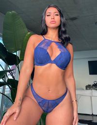 Stephanie Rao in lingerie