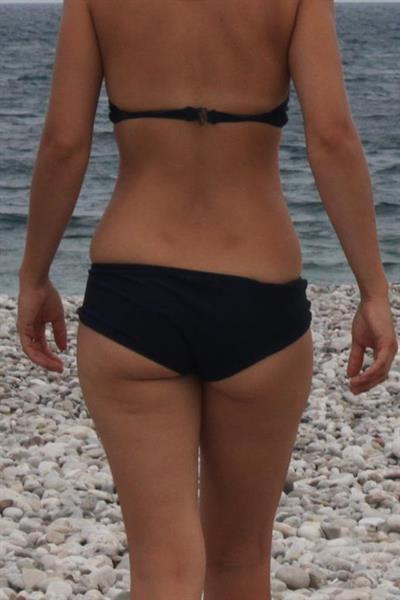 Thats me...I like read your comments.
Based in Stuttgart germany 24 Blond Girl