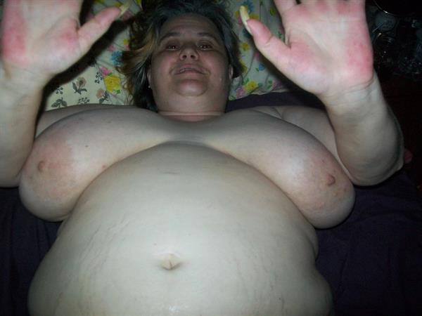Shy bbw wife naked and fucking 
