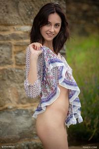 Sade Mare Blooming Brunette