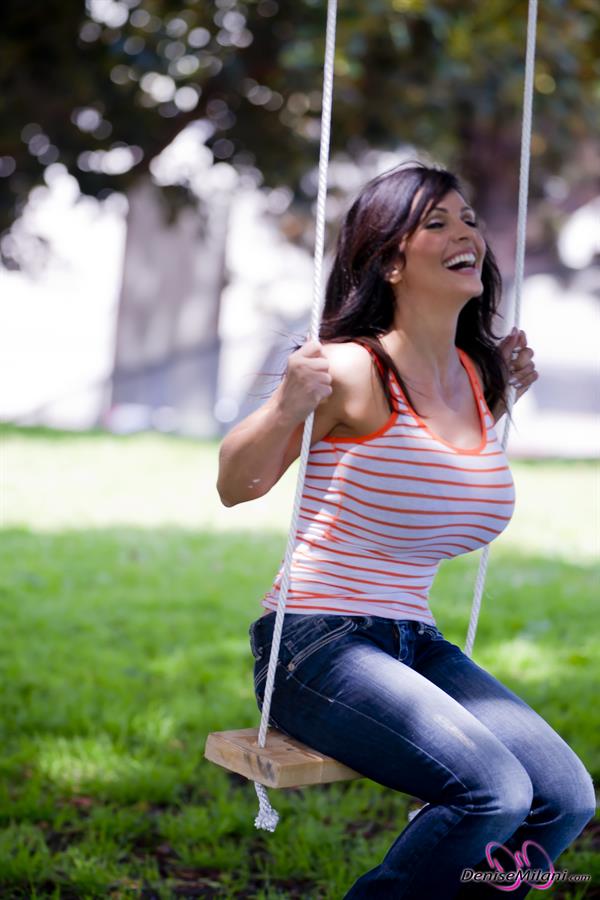 Denise Milani Photoset - Stripes